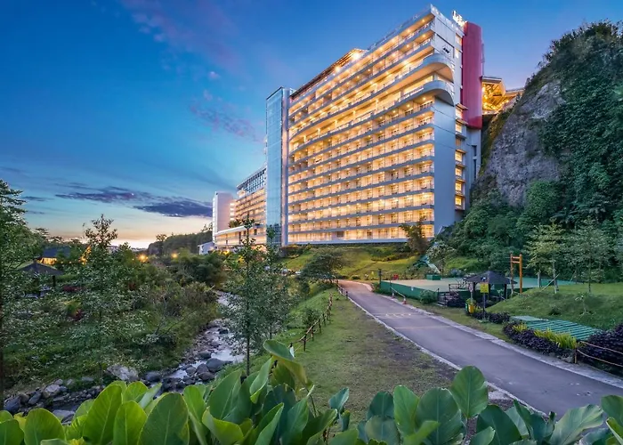 Le Eminence Puncak Hotel Convention & Resort